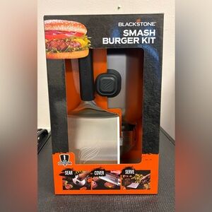 Blackstone Smash Burger Kit with Silver Press
